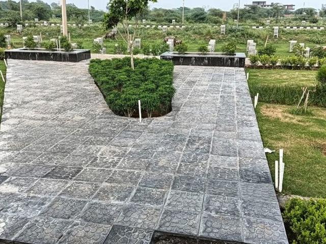 119 Sq.Yd. Plot in Sector 12 Panchkula Listing ID: #10213