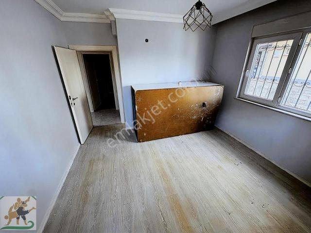 1+1 60 M2 yüksek Giriş Tramvaya 150 Metre Uzaklıkta Kelepir
