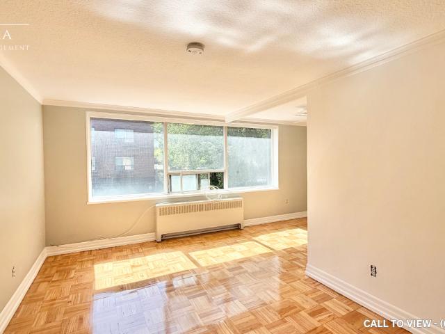 11 6 Kings Point Dr, Etobicoke, Ontario M8Y 1Z4 BEAUTIFUL 1 BEDROOM APARTMENT IN A FRIENDLY NEIGHBORHOOD [object Promise] for Rent