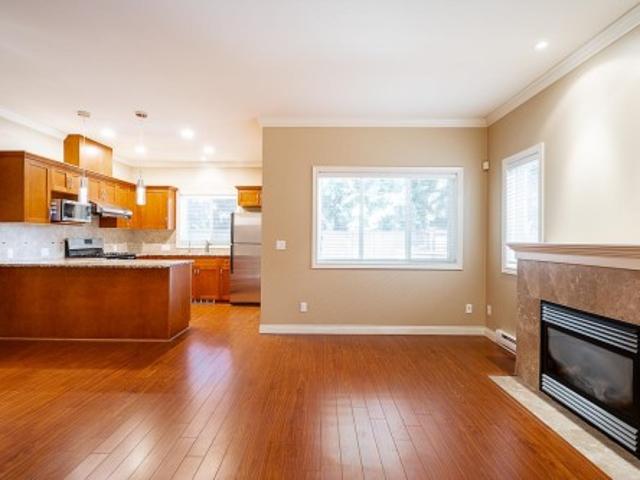 11 8311 No. 2 Road, Richmond, BC, V7C 3M2 townhouse for sale | Listing ID R3029 | Royal LePage