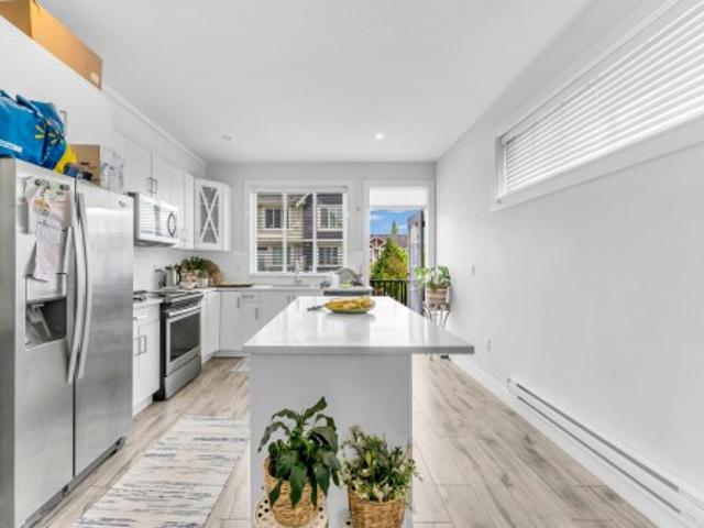 11 8699 Street, Surrey, BC, V4N 1G9 townhouse for sale | Listing ID R3122 | Royal LePage