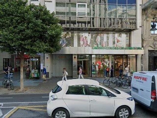 11 24 m2 office space for rent in Valencia L'Eixample