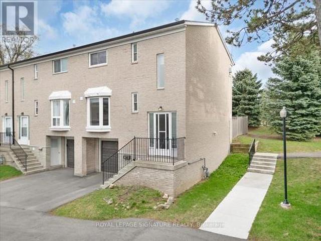 11 2 Liszt Gate, Toronto, ON, M2H 1G7 townhouse for sale | Listing ID C12250 | Royal LePage