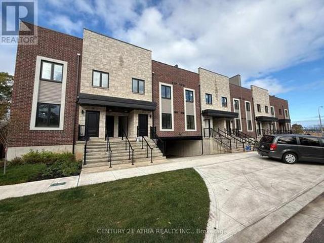 11 2 Slessor Boulevard, Grimsby, ON, L3M 3T2 townhouse for lease | Listing ID X13533 | Royal LePage
