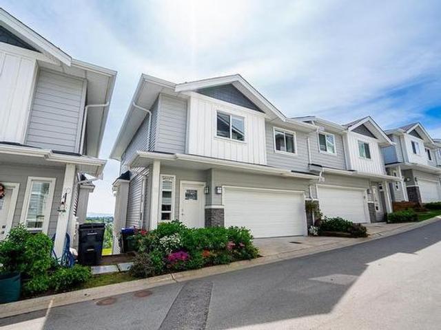 11 31 Upper Maclure Road, Abbotsford, BC, V2T 0J3 townhouse for sale | Listing ID R2999 | Royal LePage
