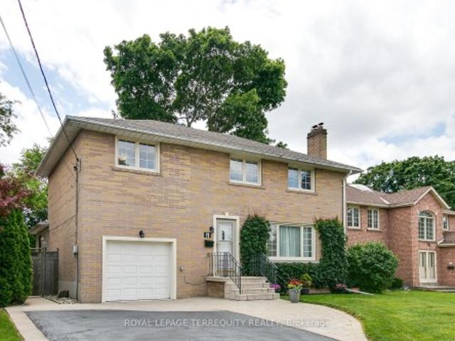 11 Urbandale Avenue, Toronto, ON, M2M 2G9 house for sale | Listing ID C12839 | Royal LePage