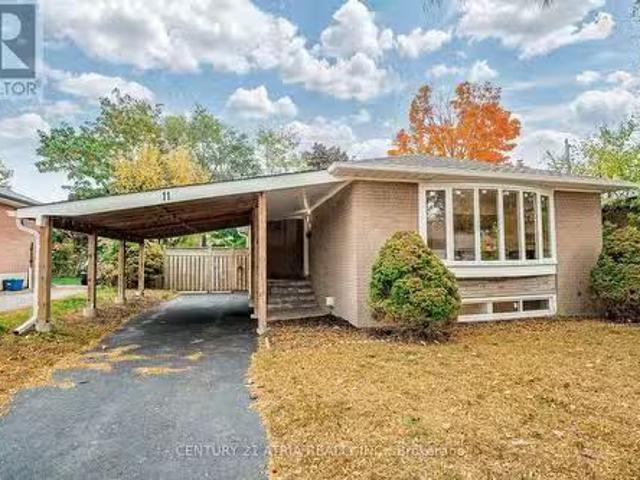 11 Valia Road, Toronto, ON, M1E 3V9 house for sale Listing.