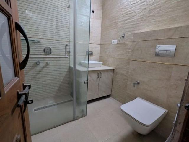 11 Vasant Vihar 5 Bedroom 1000 Sq. Ft. Apartment in Vasant Vihar Delhi Listing ID: #9987