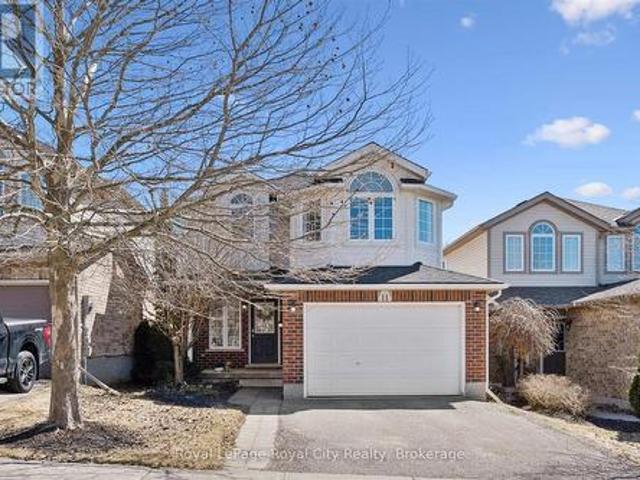 11 Warren Street, Guelph Grange Road, ON, N1E 7K4 house for sale | Listing ID X12934 | Royal LePage