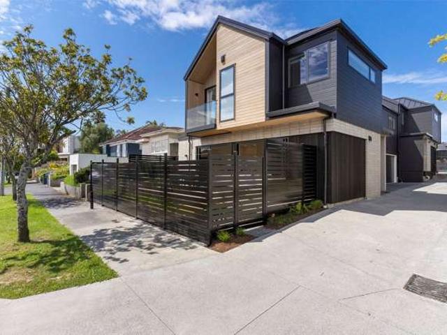 11 Winsomere Crescent, Westmere, Auckland City