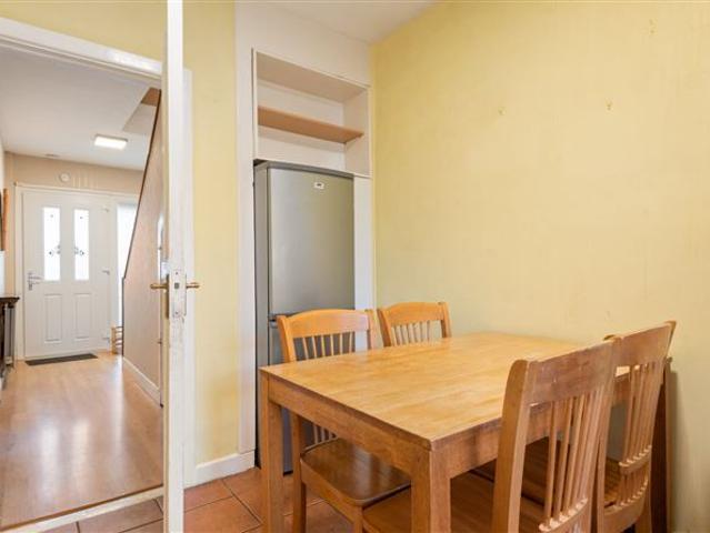 11 Woodfarm Drive, Palmerstown, Dublin 20 DNG Lucan 4903 MyHome. Ie Residential