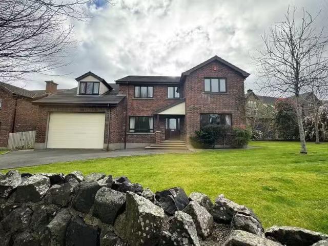 11 Woodfield Glen