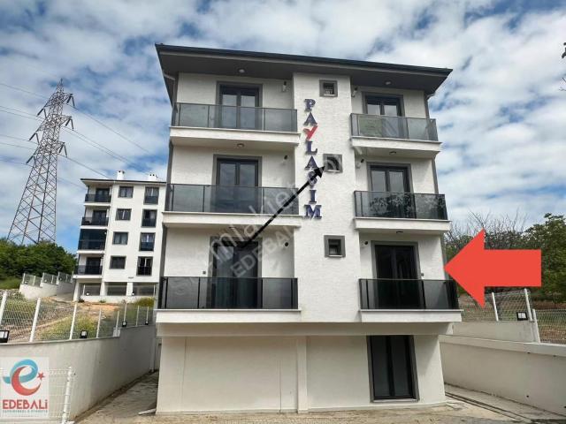 1+1 Yerden Isıtmalı Sıfır Daire Bahçelievler Paylaşım İnşaat