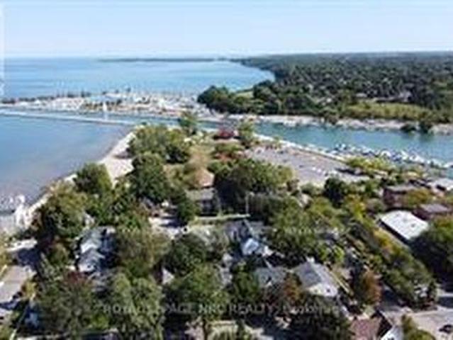 11 Abbey Avenue, St. Catharines Port Dalhousie, ON, L2N 5J5 Luxury House for sale | Listing ID X12163 | Royal LePage Carriage Trade Luxury Properties