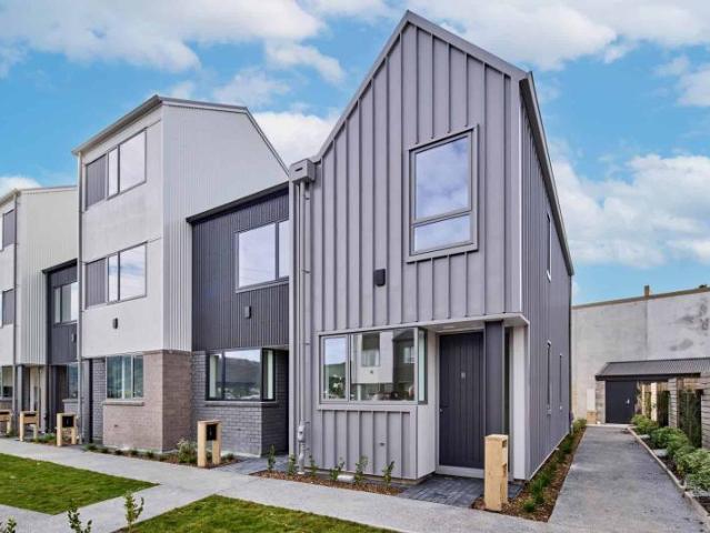 11 Ara Paiwhenua, Tawa, Wellington City For Sale