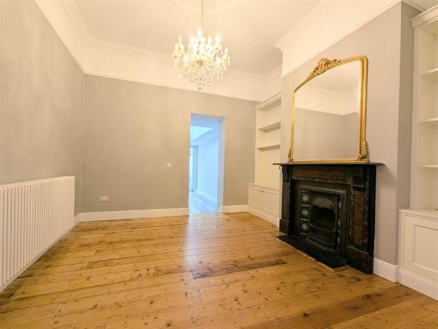 11 Auburn Avenue, Donnybrook, Dublin 4