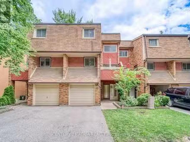 11 Bards Walkway, Toronto, ON, M2J 4T8 townhouse for sale L.
