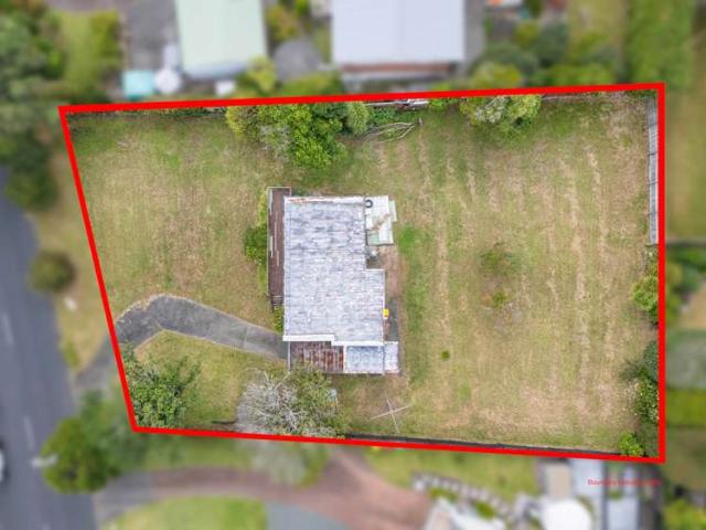 11 Beach Road, Manly, Rodney
