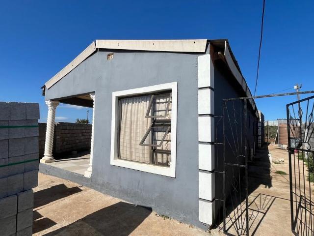 11 Bedroom House For Sale in Kwanobuhle