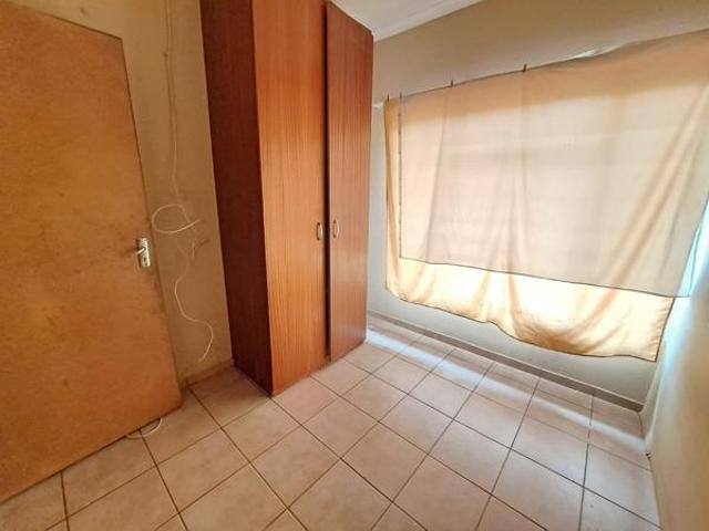 11 Bedroom House in Annadale