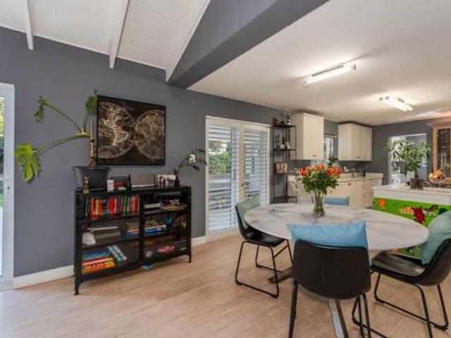 11 Bedroom House in Constantia
