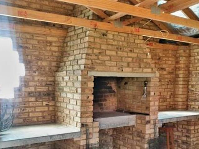 11 Bedroom House in Rustenburg Outlying