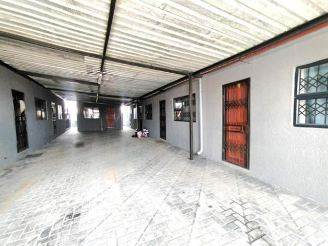 11 Bedroom House in Seshego