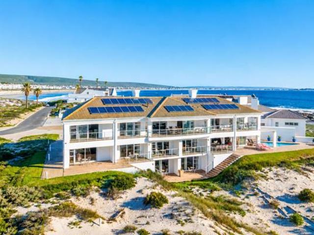 11 Bedroom House in Shelley Point