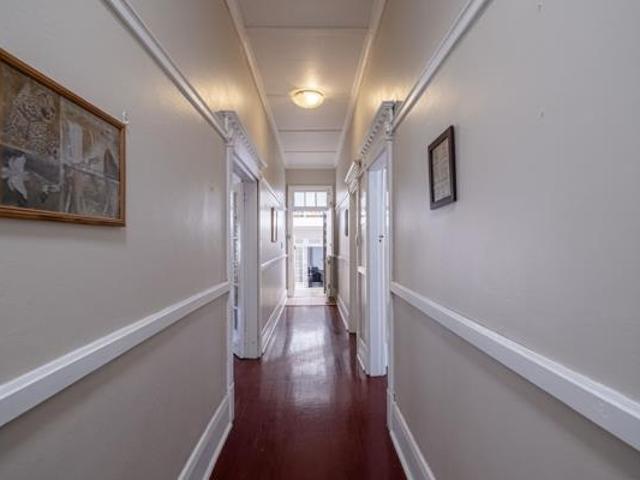 11 Bedroom House in Walmer