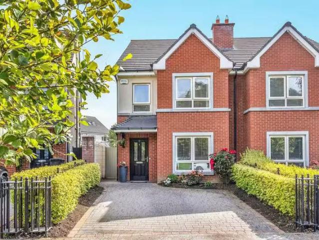 11 Beresford Park, Donabate, Co. Dublin, K36H285 is for sale