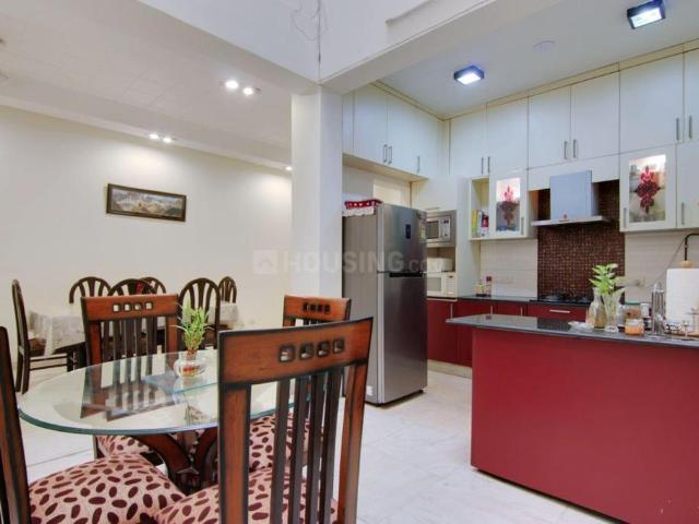 11 BHK Independent House in Sector 71 for rent Noida. The reference number is 20213271