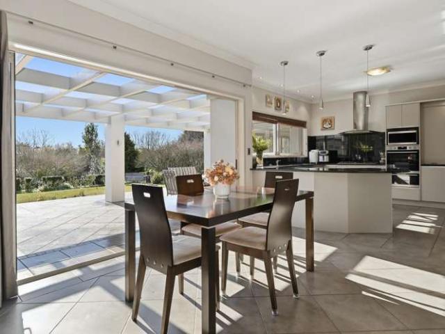 11 Bradley Avenue, Pyes Pa, Tauranga
