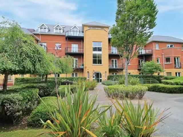 11 Brent House, Redcourt Oaks, Clontarf, Dublin 3, D03HC61 is.