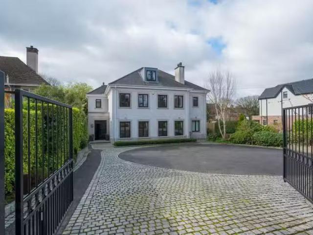 11 Cadogan Park