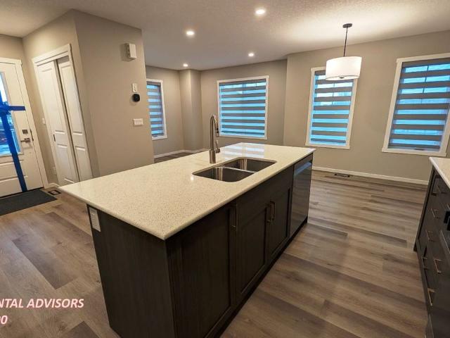 11 Carringford Road Northwest 3 Bedroom Home for Rent at 11 Carringford Rd Nw, Calgary, AB T3P 2G9