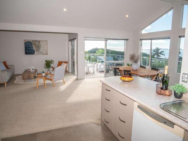 11 Christine Drive, Coopers Beach, Far North