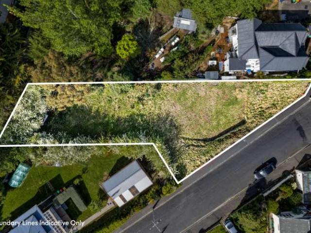 11 County Road, Kaikorai, Dunedin City