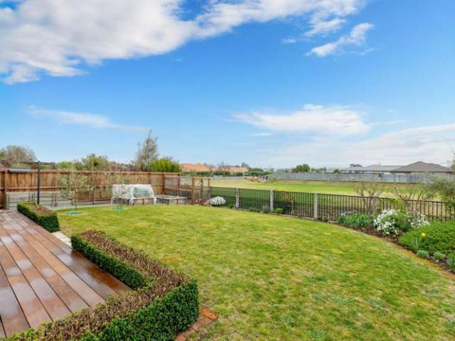 11 Claremont Crescent, Amberley, Hurunui