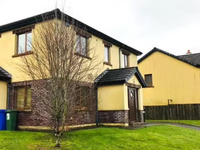 11 Cluain Caislean, Ferns is for rent