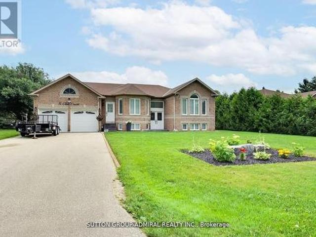 11 Club Court, Wasaga Beach, ON, L9Z 1J8 house for sale | Listing ID S13097 | Royal LePage