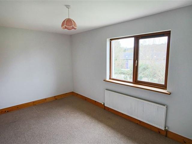 11 Crannóg, Keshcarrigan, Co. Leitrim Sherry Fitzgerald Farrell 4761 MyHome. Ie Residential