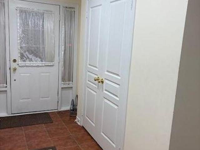 11 Curran Hall Crescent, Toronto, ON, M1G 0A1 house for lease | Listing ID E13483 | Royal LePage