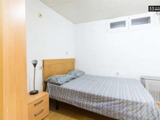 11 Dormitorio Shared Living/Roommate Madrid Madrid 44505409