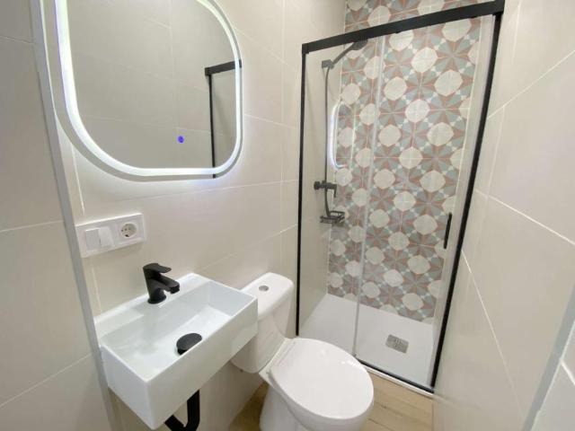 11 Dormitorio Shared Living/Roommate Seville Seville 101020770