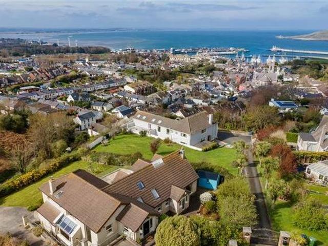 11 dungriffin villas howth co dublin