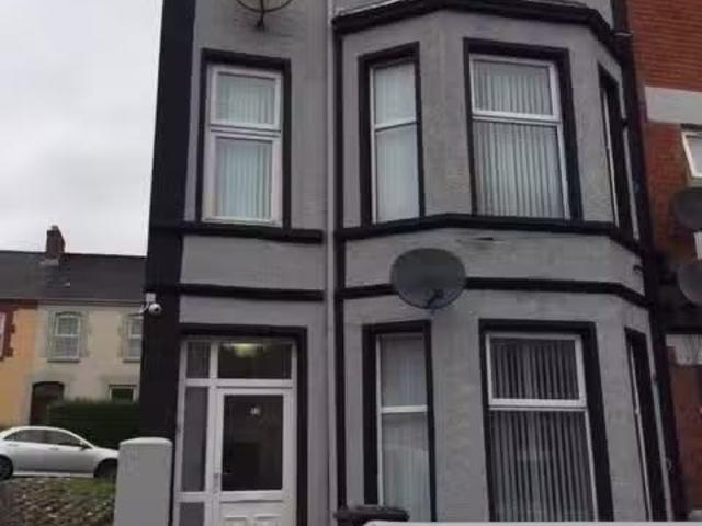 11 Eden Terrace