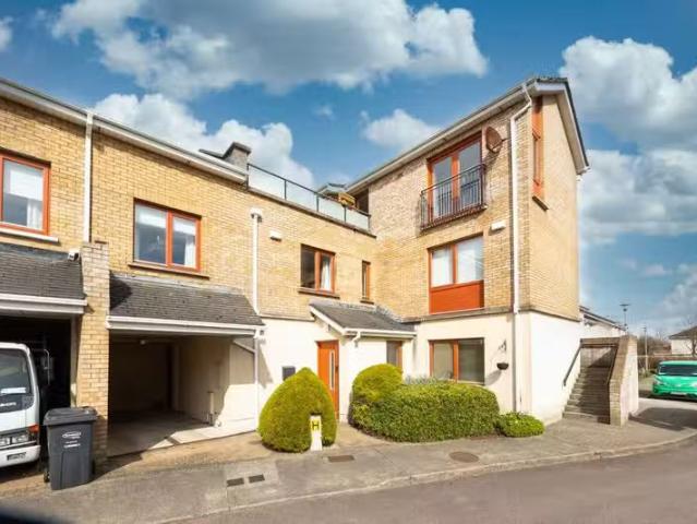 11 Fernleigh Dale, Dublin 15, Carpenterstown, Dublin 15, D15V2.