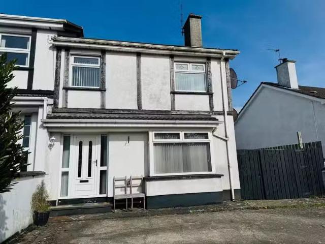 11 Glen Road