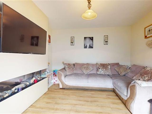 11 Glenfield Drive, Clondalkin, Dublin 22 Leonard Wilson Keenan 4912 MyHome. Ie Residential