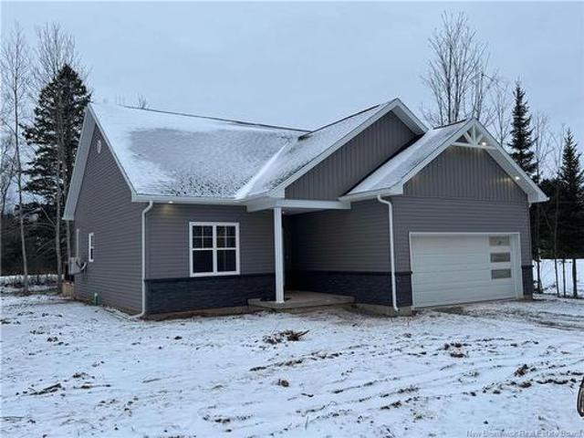 11 Hood St, Petitcodiac, NB, E4Z 4K1 house for sale | Listing ID NB110804 | Royal LePage